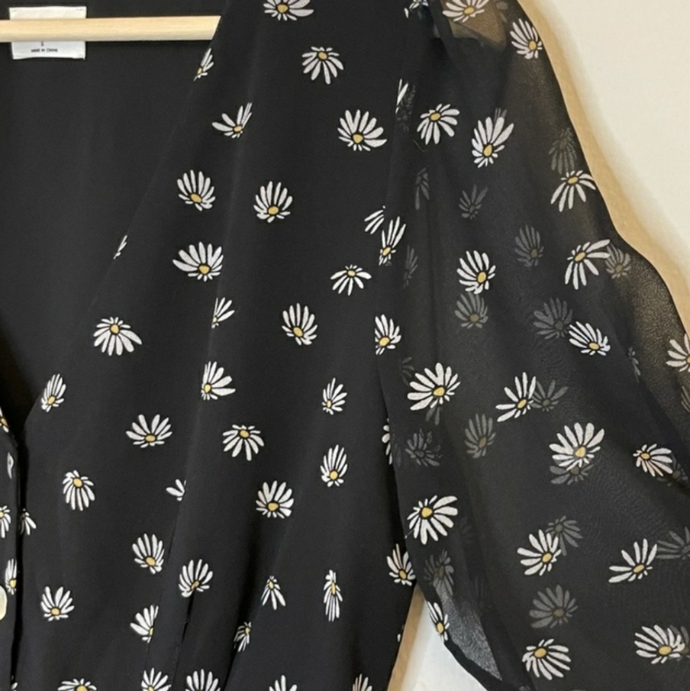 Aritiza Wilfred front button down daisy mini dress - Picture 6 of 6